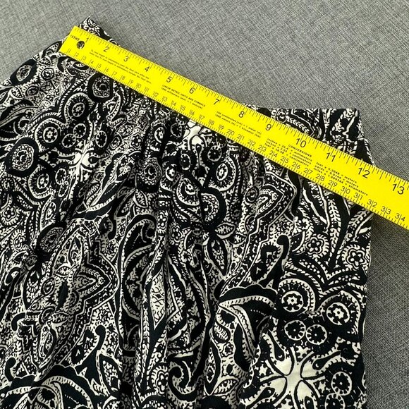 Abercrombie & Fitch Asymmetrical Skirt Black & White Medium Viscose Boho Elastic - Picture 5 of 11
